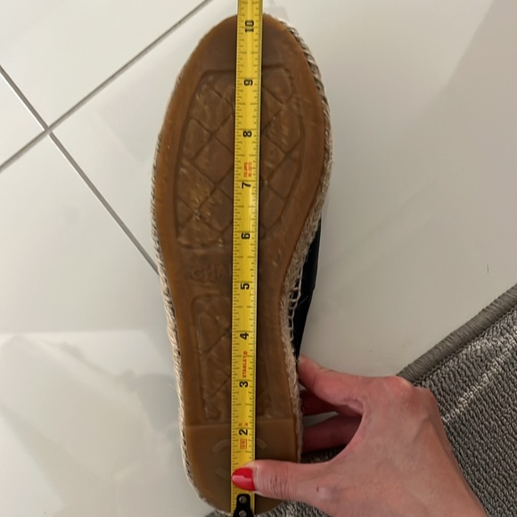 Chanel Lambskin Leather Espadrilles Size 39 - Picture 16 of 16